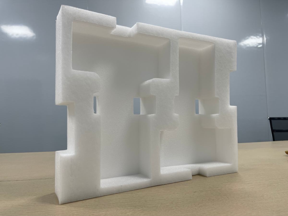 Tấm xốp Yesun chính diện