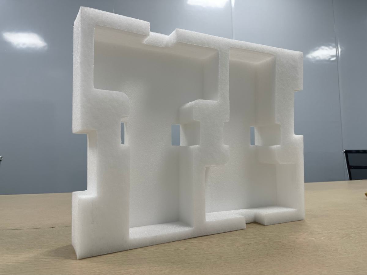 Tấm xốp Yesun chính diện