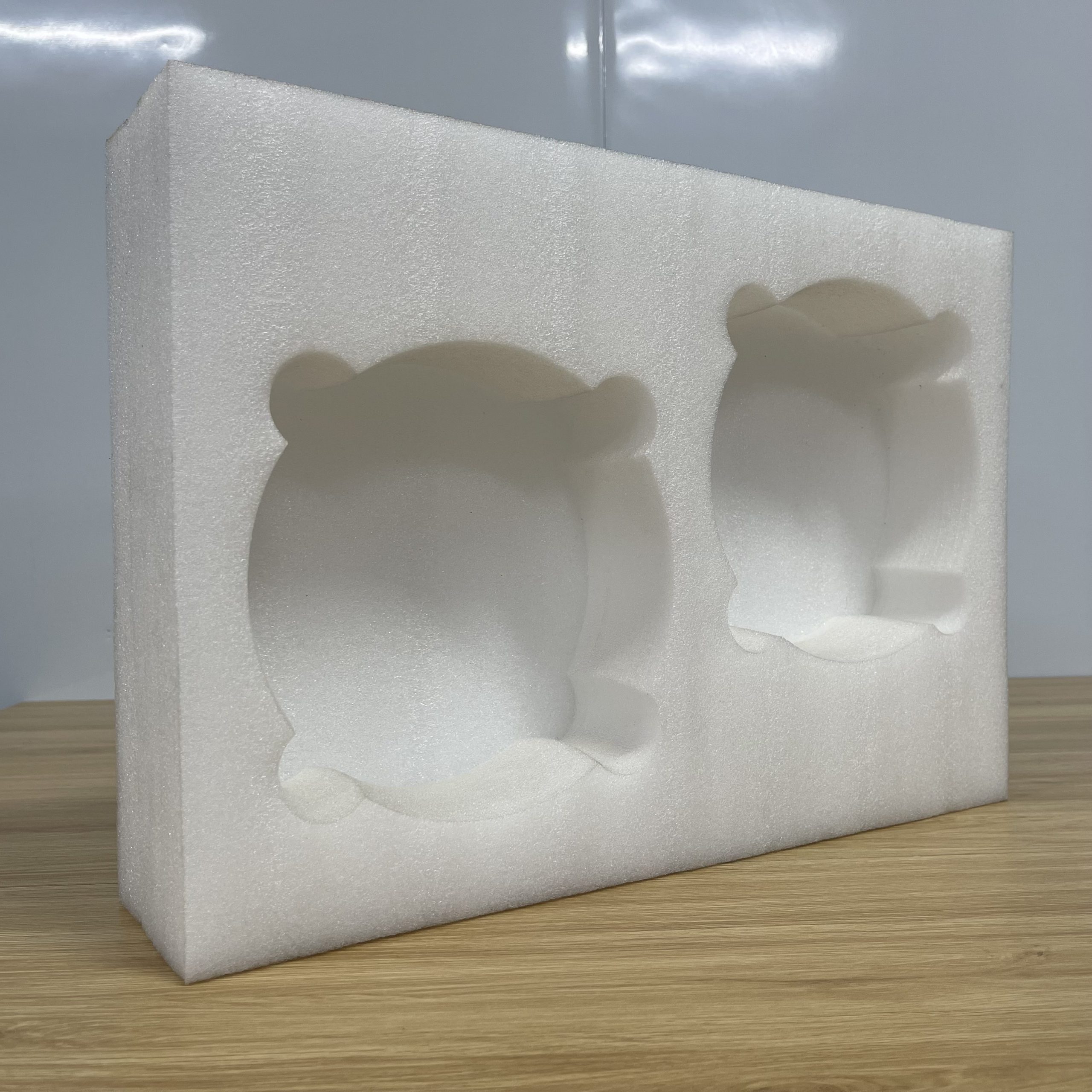 Tấm xốp Yesun chính diện