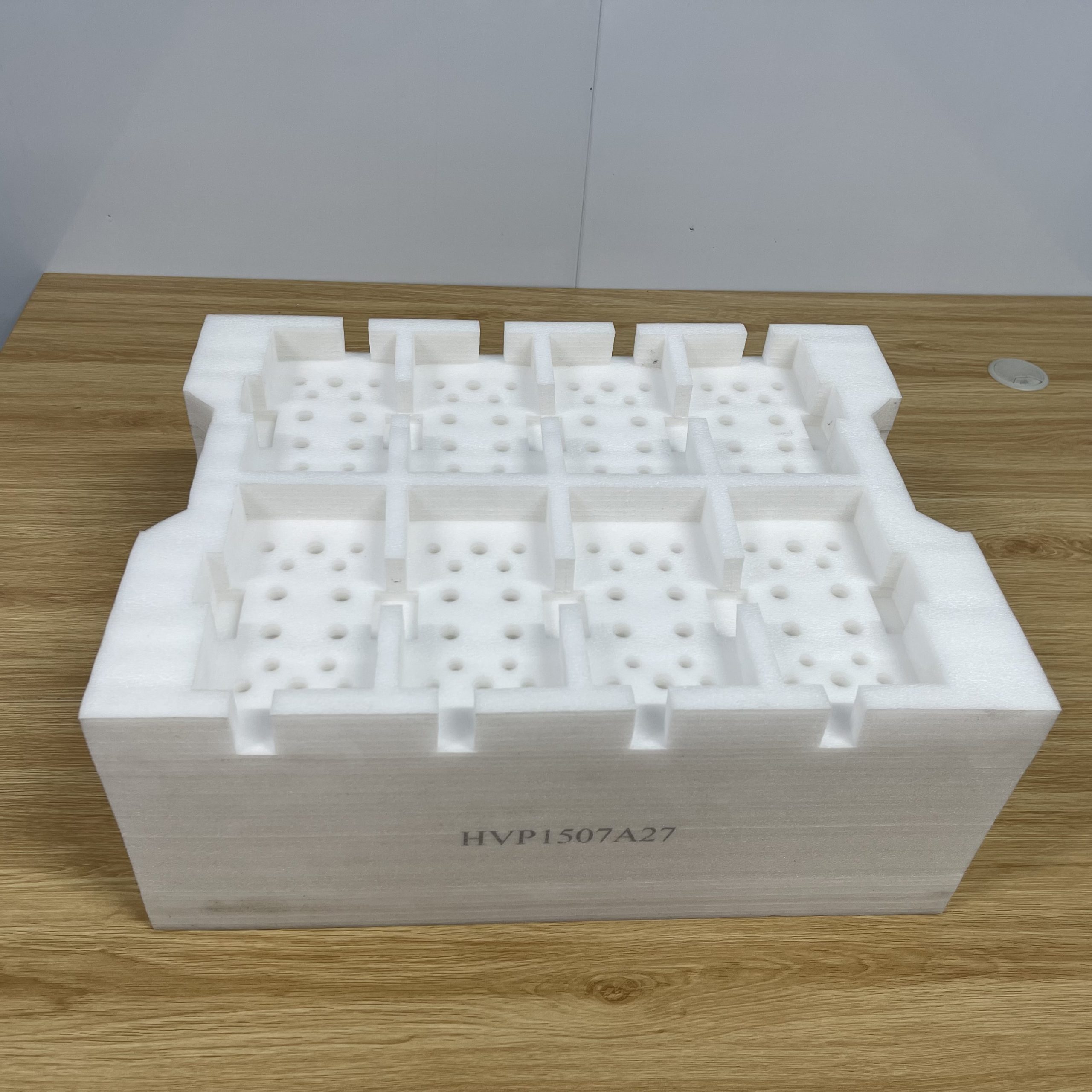 Tấm xốp Yesun chính diện