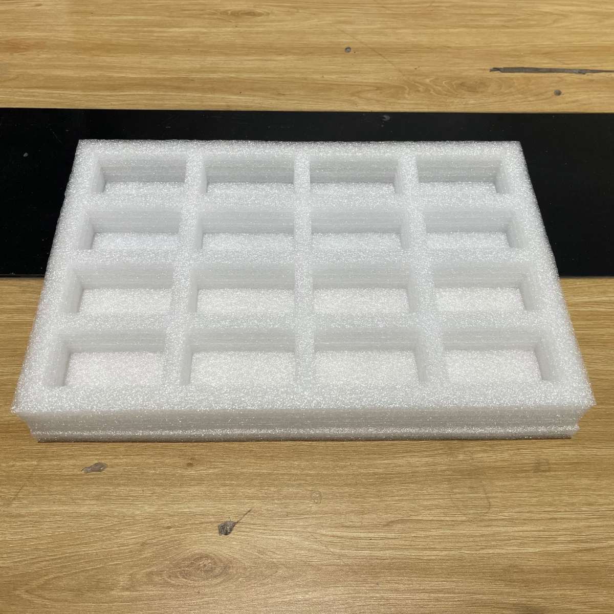 Tấm xốp Yesun chính diện